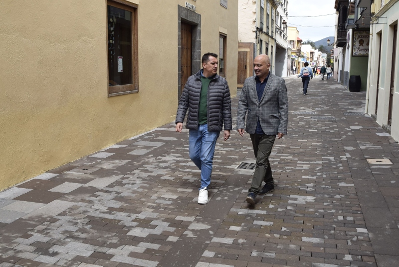 El Ayuntamiento de La Laguna culmina los trabajos de peatonalización de la calle Juan de Vera