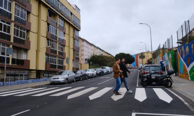 Las Palmas finaliza el asfaltado de la calle Mariucha en el barrio de Schamann