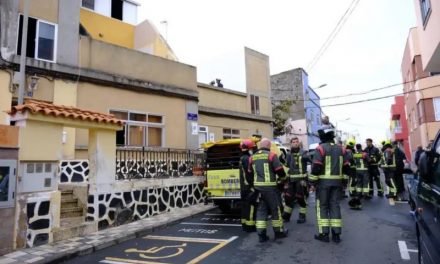 La Asociación de Vecinos Bentejui agradece el rescate de las tres víctimas del  incendio en Lomo Cementerio