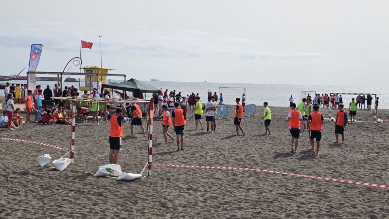 Melenara recibe a 300 alumnos de toda la Isla para celebrar las primera olimpiadas por la diabetes en Gran Canaria