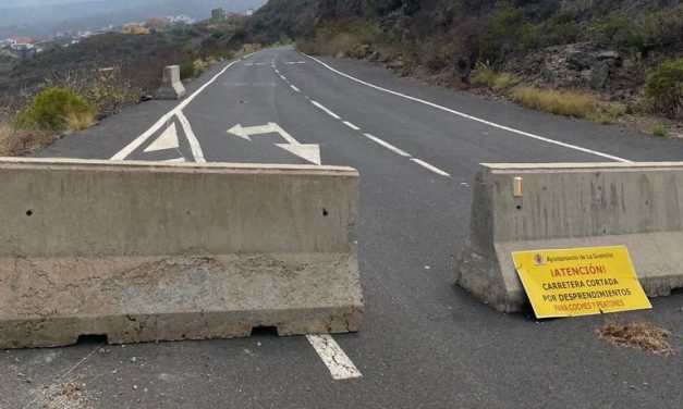 CC de La Guancha denuncia que la carretera del Roque sigue cerrada un año y medio después del derrumbe