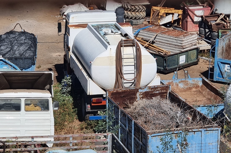 Episodio de Cuarto Milenio en el salón de plenos de Telde: Nueva Canarias tras la pista de 8 vehículos desaparecidos de una nave municipal