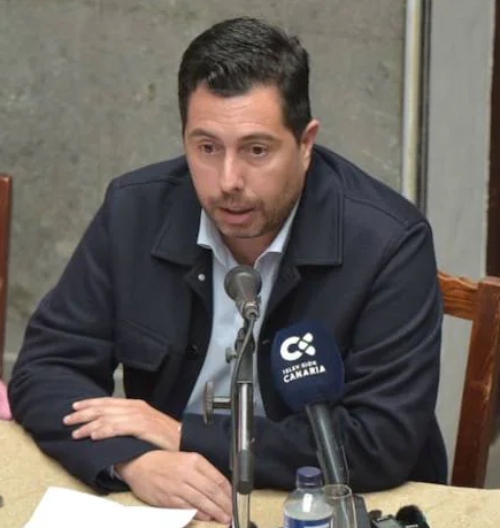 Ramos (PSOE) en alusión a los hermanos Reyes (Ciuca): «Son personas no electas quienes están manejando Telde»