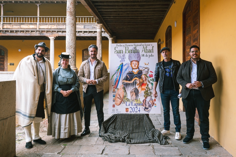 La Laguna presenta el cartel de la Romería de San Benito, que rinde homenaje a la isla de Gran Canaria