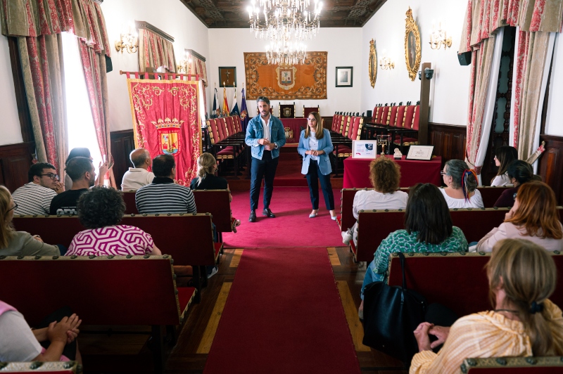 La Laguna reconoce la labor de la plantilla de Bienestar Social tras los últimos premios europeos