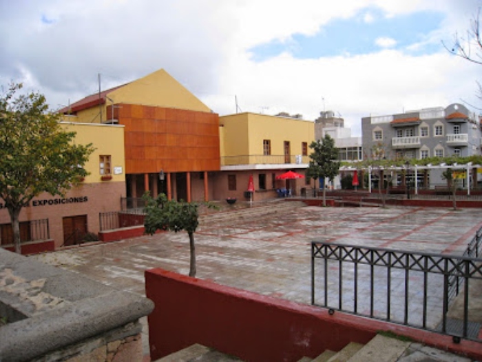 La lectura juvenil y el diálogo digital centra la atención del Encuentro de Bibliotecas grancanarias que se celebra en Valsequillo