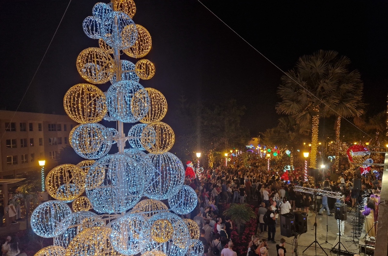 La Navidad se pone en marcha en Telde  con más de 15.000 punto de luz en las calles