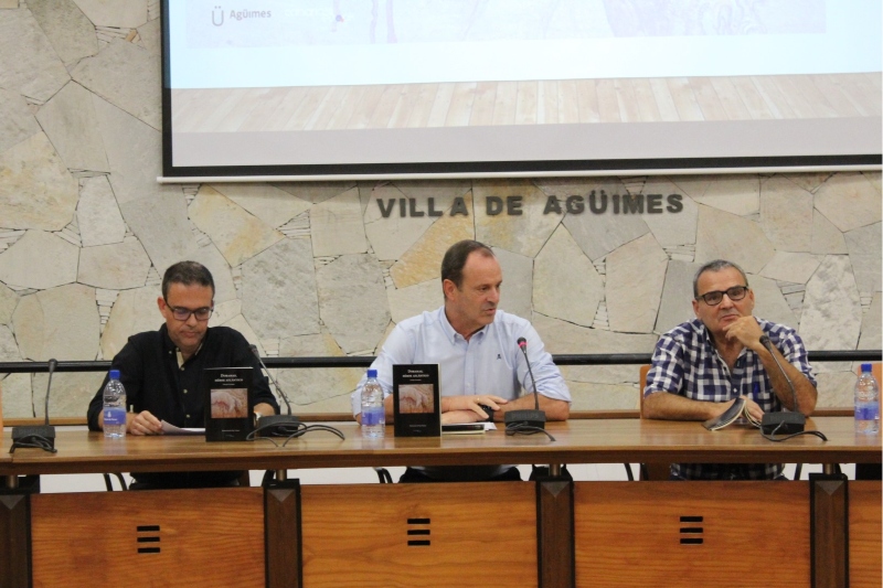 Faneque Hernández rinde homenaje en el Ayuntamiento de Agüimes al guerrero aborigen Doramas en su nuevo libro