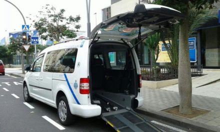 Santa Cruz procede al abono de las subvenciones de los taxis adaptados PMR