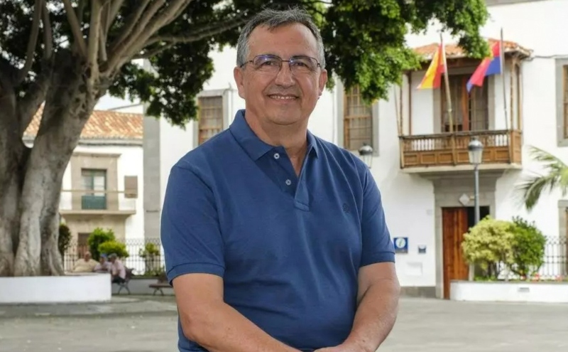Juan Fco. Artiles de Más por Telde da una explicación didáctica a Nueva Canarias a cerca de los problemas y la realidad del alumbrado en la ciudad