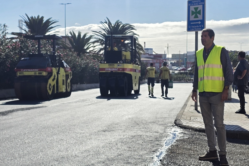 Telde continúa con el Plan de Asfaltado en Las Huesas