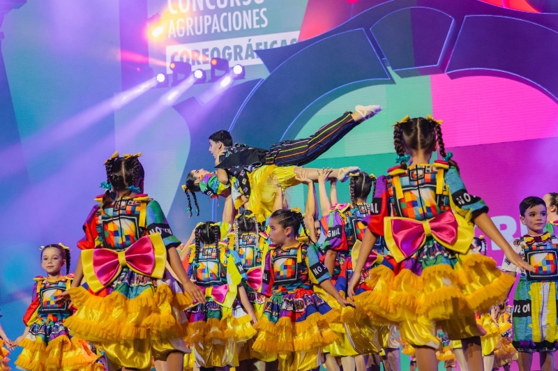 Mamelones, primer premio en Interpretación del concurso de Murgas Infantiles de Santa Cruz