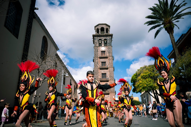 La Laguna se llena de colorido y diversión familiar gracias al Carnaval Cultural
