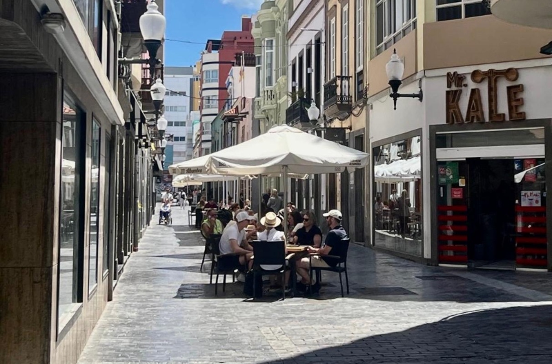 El Ayuntamiento de Las Palmas regula la instalación de terrazas en la calle Cano