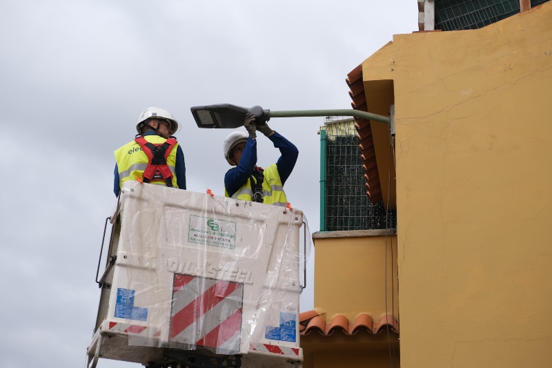 El Ayuntamiento de Las Palmas  licita la instalación de más de 1.500 luminarias LED en los barrios de La Isleta y Las Coloradas