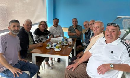 “Tertuliando desde la Resistencia” se hace eco de la Operación “Loros Perdidos” y anima a Nueva Canarias en Telde a levantarse, reorganizarse y recuperar su papel en la vida pública local
