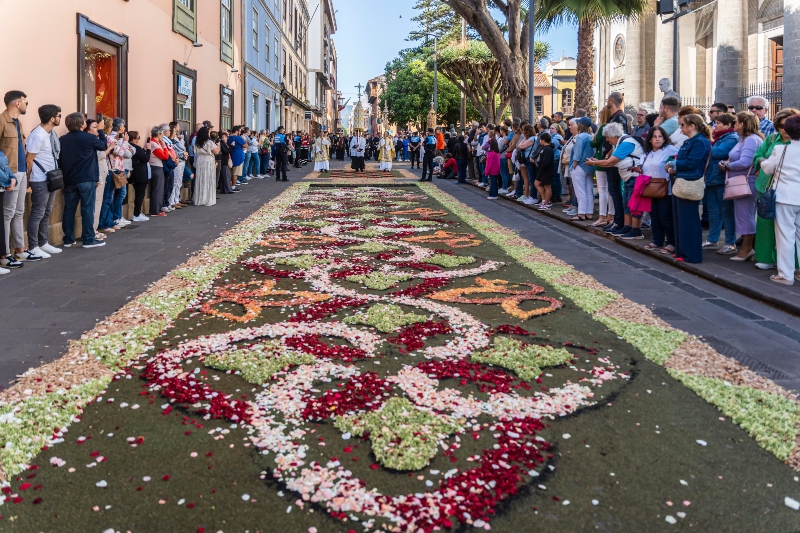 La Laguna inicia el plazo de inscripción para participar en el Corpus Christi 2025