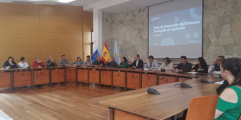 El Pleno de Agüimes aprueba un convenio con FUCAS para acercar la atención en discapacidad al municipio