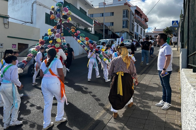 Valle de Guerra celebró su romería escolar con más de 350 estudiantes en un homenaje vivo a las tradiciones canarias