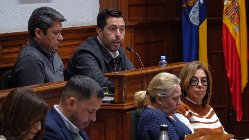 El PSOE de  Telde exige que se conozca el informe sobre la situación del taxi