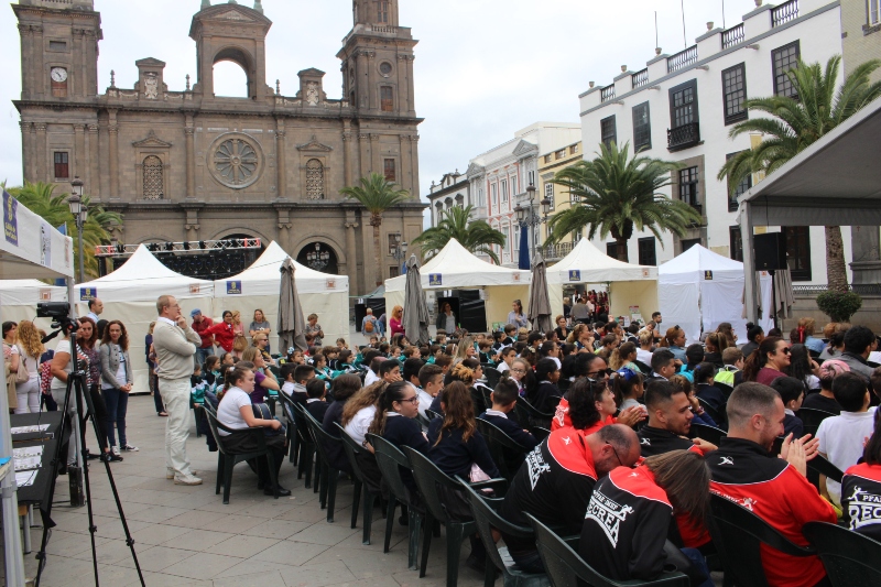 Miles de cuentistas dispuestos a ‘soñar’ con sus historias en la Plaza de Santa Ana