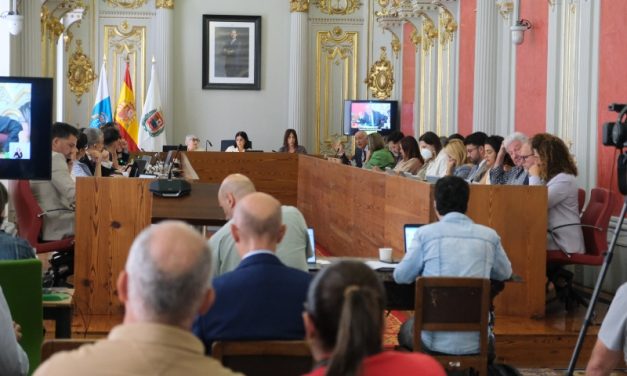 El Pleno de Las Palmas aprueba la Ordenanza reguladora de la tarifa del agua, que bonificará el consumo responsable
