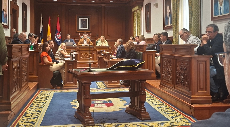 La concejala Pilar Mesa al concejal Juan Martel: “No se dirija nunca más a mi como compañera, porque jamás el verdugo puede ser compañero de la víctima”