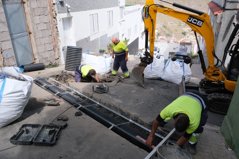 El Ayuntamiento de Las Palmas inicia las obras para mejorar la red de saneamiento en el barrio de Tenoya