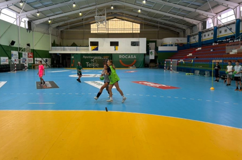 El Club Balonmano Remudas de Telde celebra la XXXII edición del Campus de Verano Antonio Moreno