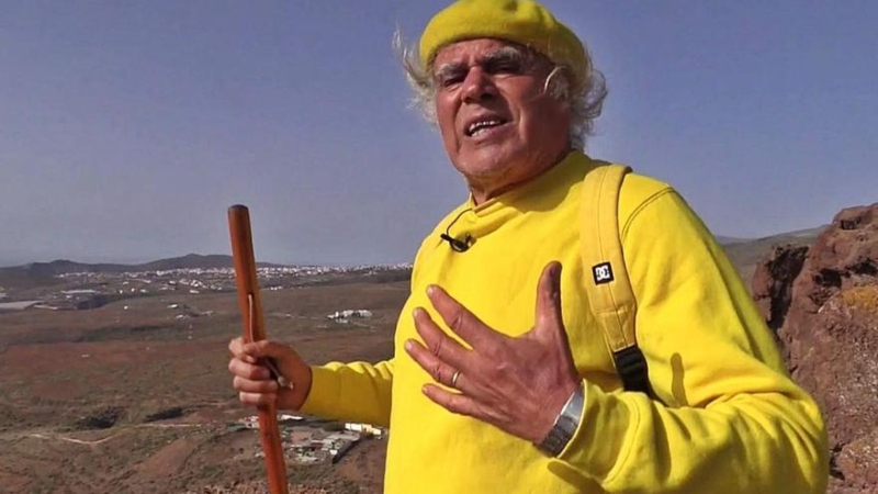 Fernando Báez: El sacerdote que fue voz del pueblo, vuelve a la radio con la misma claridad, entrega y dignidad de siempre