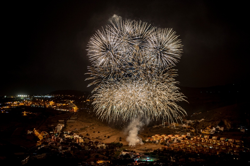 La gran noche de la Quema de Fuegos Artificiales y el Volcán de Voladores de San Lorenzo se disfrutará online en las redes sociales de Turismo de Las Palmas