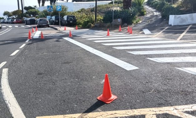 La Laguna refuerza la señalética y la seguridad en los entornos escolares del municipio