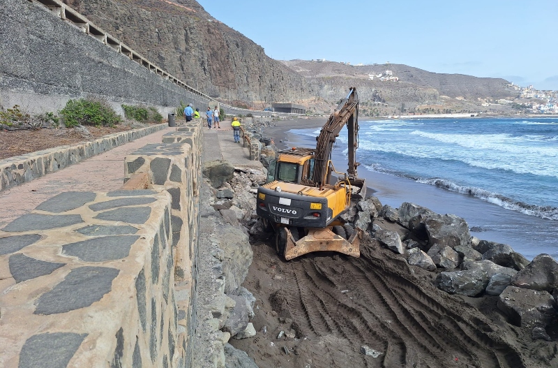 El Ayuntamiento de Las Palmas  inicia las obras para la mejora de la accesibilidad en la playa de La Laja
