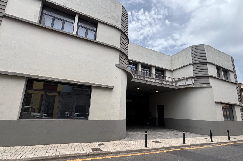 La Laguna convertirá las cocheras de Marqués de Celada en centro de mayores y atención a la discapacidad