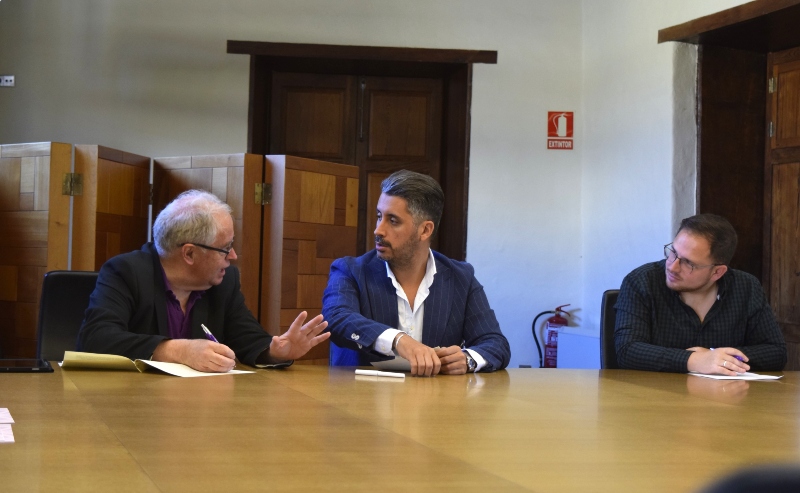 La Laguna apoya con 30.000 euros la actividad divulgativa y cultural del Orfeón la Paz