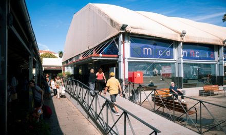 El Ayuntamiento de La Laguna mejora la accesibilidad de su Mercado Municipal