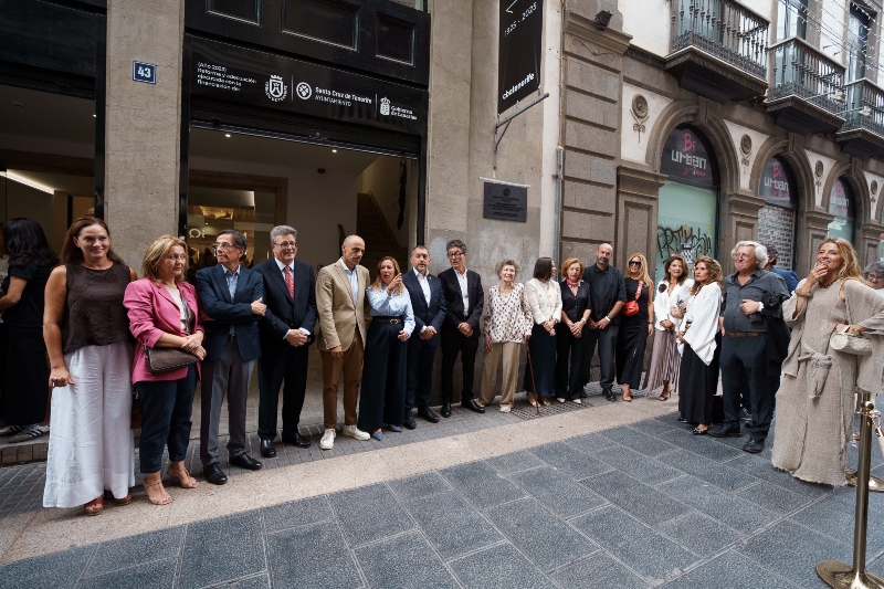 Santa Cruz felicita al Círculo de Bellas Artes por sus 100 años de vida en la capital tinerfeña