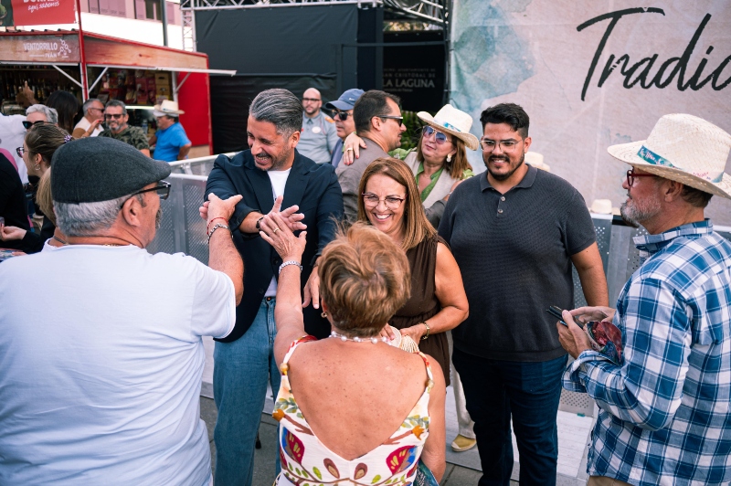 Las fiestas del Cristo rinden homenaje a los mayores de La Laguna con un festival lleno de emoción y humor