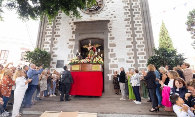 Tradición y devoción en el día grande en honor a San Miguel en Valsequillo 