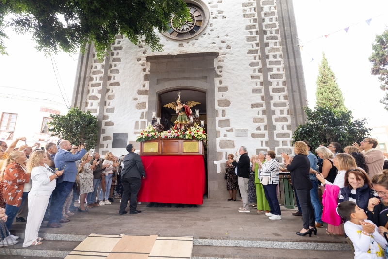 Tradición y devoción en el día grande en honor a San Miguel en Valsequillo 