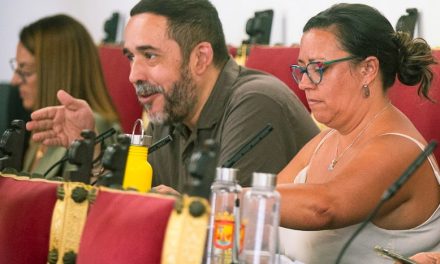 Unidas se puede denuncia que se mantienen ocho oficinas municipales cerradas y sin uso en Taco (La Laguna)