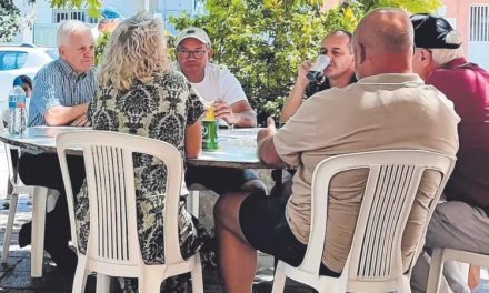 El frágil gobierno de Valsequillo hace tambalear el proyecto insular de Teodoro Sosa