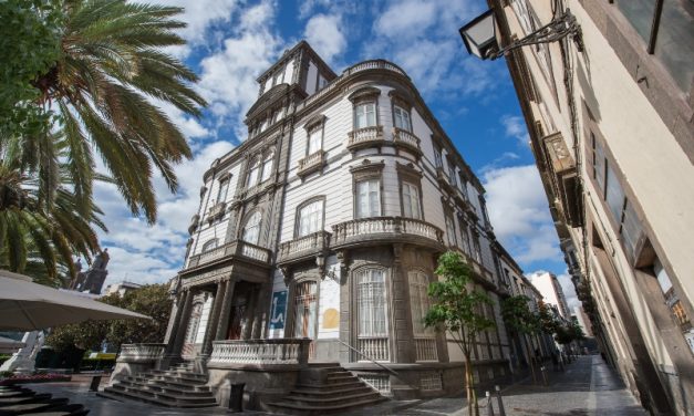 La Biblioteca Insular propone el espectáculo ‘Insulario, la huella de Quesada’