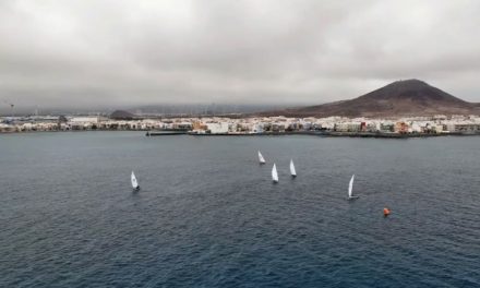 La ‘Copa Agüimes’ consagra la bahía de Arinaga como escenario para la vela latina