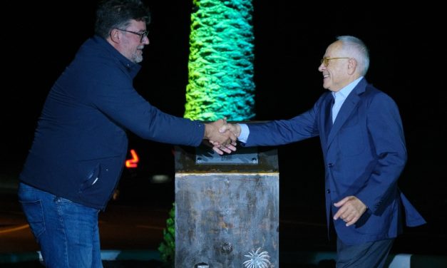 El Ayuntamiento de San Bartolomé de Lanzarote homenajea a bodegas El Grifo en su 250 aniversario con el renombramiento de una plaza del municipio