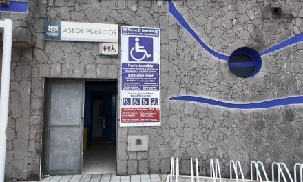 Reabren los baños públicos de El Burrero (Ingenio)