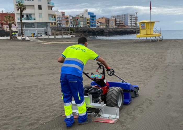 Telde invierte 70.000 euros en maquinaria para la  limpieza de playas