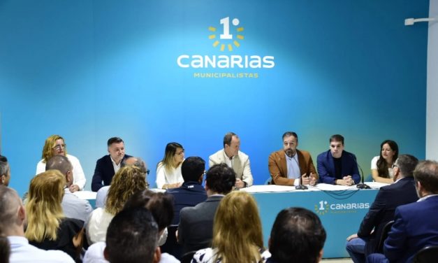 Juan Antonio Peña y Daniel Reyes (Ciuca) se suman al partido de los tránsfugas de «Primero Canarias»