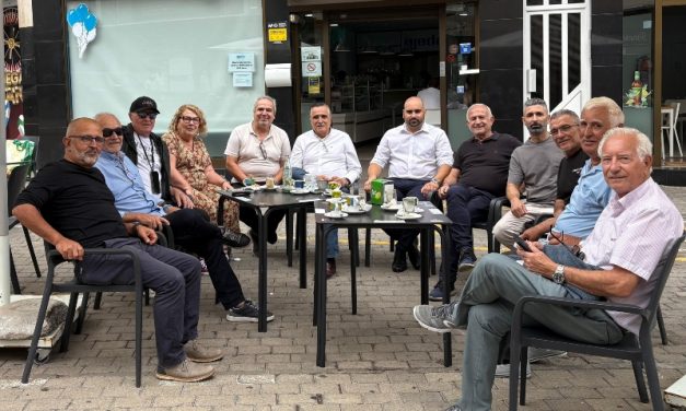 Los 12 apóstoles de “Tertuliando desde la Resistencia” bendicen la moción de cesura de Valsequillo