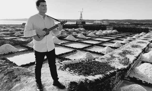 Benito Cabrera presenta en el Teatro Leal de La Laguna su nuevo disco, ‘Islópolis’